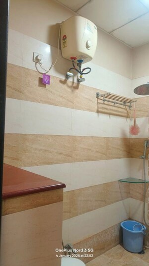 Furnished Amenities in 3 BHK Builder Floor at Mayur Complex Indira Nagar, Indira Nagar – for Rent