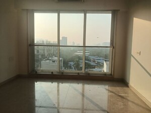 Room in 3 BHK Apartment at One Meraki, Chembur – for Rent