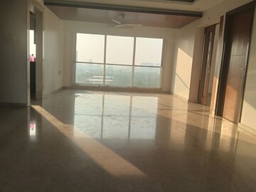 Room in 3 BHK Apartment at One Meraki, Chembur – for Rent