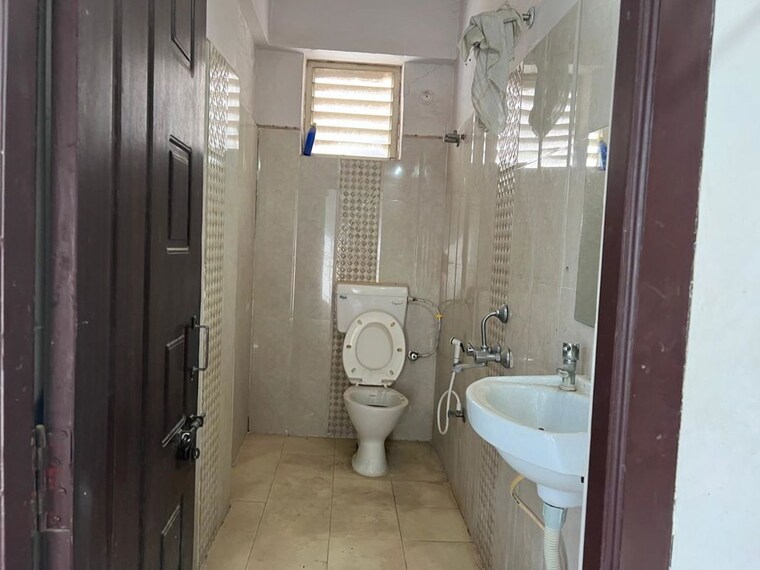 Bathroom, megha-hills Commercial Office Space 1212 Sq.Ft. In Madhapur Hyderabad 9730817