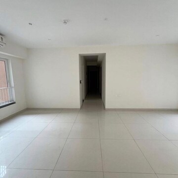 Room in 4 BHK Apartment at Shapoorji Pallonji Joyville Gurgaon, Sector 102a – for Rent