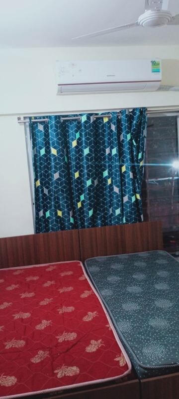 Bedroom in 2 BHK Apartment at Bindra Complex, Andheri East – for Rent