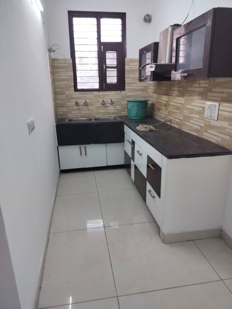 Kitchen, dhakoli 3 Bedroom 110 Sq.Yd. Builder Floor In Dhakoli Zirakpur 9782298