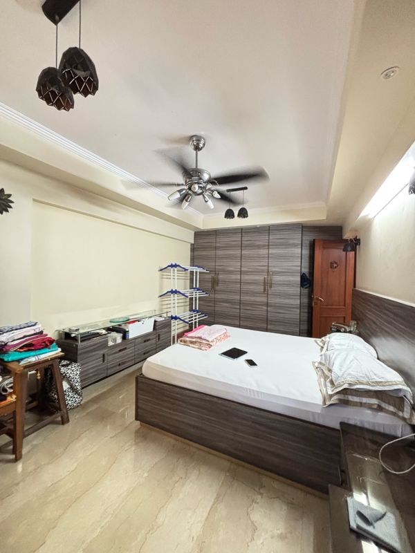 3 BHK Builder Floor For Sale in SV Patel Nagar
