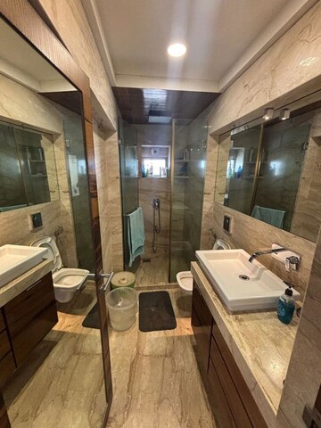 Bathroom in 3 BHK Apartment at Prithvi Apartment Tardeo, Tardeo – for Rent