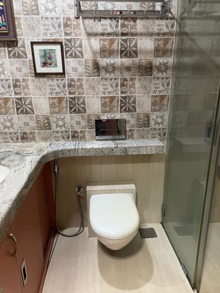 Bathroom, chaurang-sunshine 3 Bedroom 1100 Sq.Ft. Apartment In Chembur Mumbai 9782348