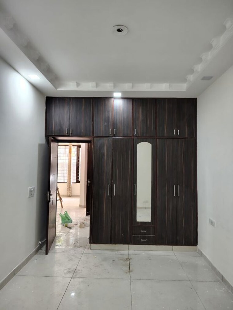 Room, dhakoli 3 Bedroom 100 Sq.Yd. Builder Floor In Dhakoli Zirakpur 9782418