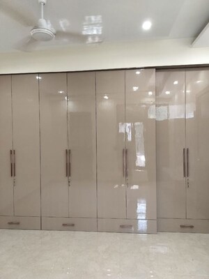 Building Lobby in 3 BHK Independent House at Sector 46 – for Rent