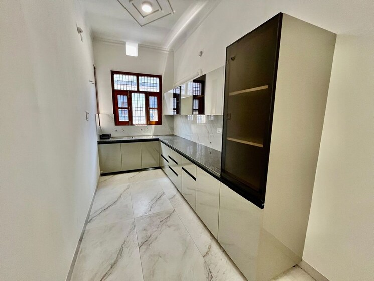 undefined, dhakoli 5 Bedroom 128 Sq.Yd. Builder Floor In Dhakoli Zirakpur 9782442