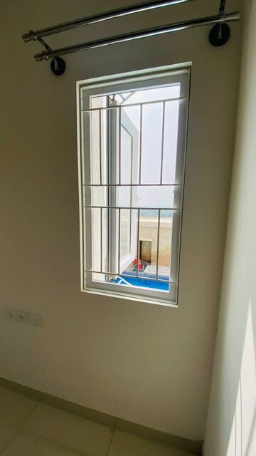 Room in 2 BHK Apartment at Prestige Primrose Hills, Banashankari 6th Stage – for Rent