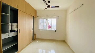 Room in 2 BHK Apartment at Prestige Primrose Hills, Banashankari 6th Stage – for Rent