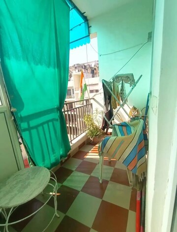 Staircase in 3 BHK Apartment at Pir Machalla – for Sale