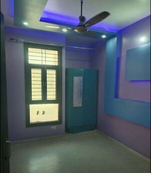 Room in 1 BHK Apartment at Gomti Nagar – for Rent