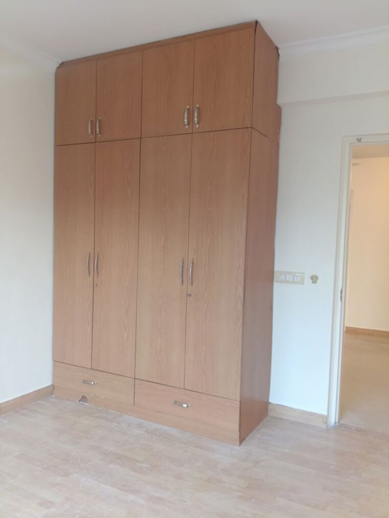 Room, central-park-i 3 Bedroom 1850 Sq.Ft. Apartment In Sector 42 Gurgaon 9782469