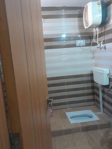 Bathroom in 3 BHK Apartment at Argora – for Sale