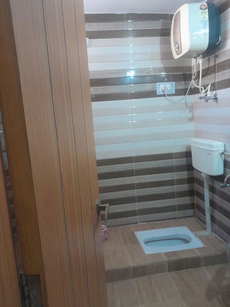 Bathroom, argora 3 Bedroom 1280 Sq.Ft. Apartment In Argora Ranchi 9590823