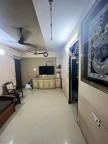 Team Area in 1 BHK Apartment at Heena Presidency, Mira Road – for Sale