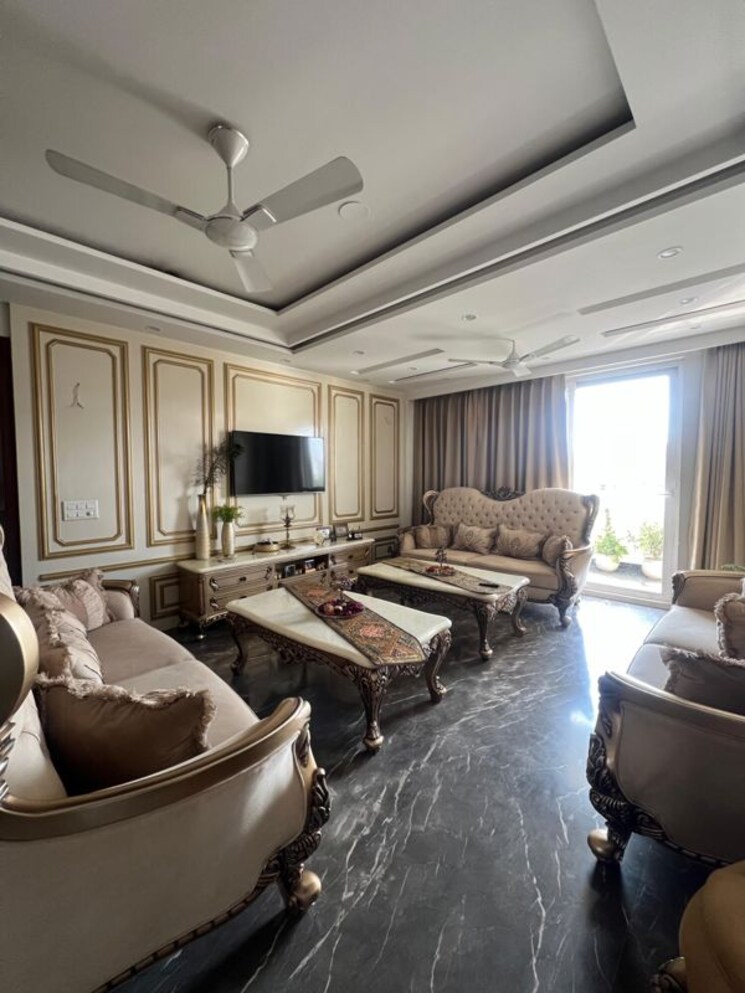 Gym, kendriya-vihar 4 Bedroom 500 Sq.Yd. Builder Floor In Sector 56 Gurgaon 9782495