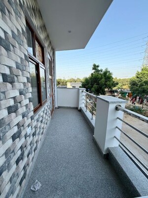 Balcony in 2 BHK Builder Floor at Ardee City, Sector 52 – for Rent