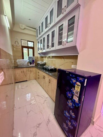 Kitchen in 2 BHK Builder Floor at Ardee City, Sector 52 – for Rent