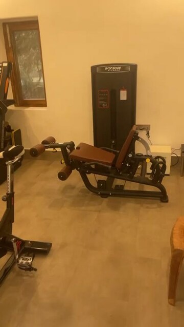 Gym in 6+ BHK Independent House at Connaught Place – for Sale