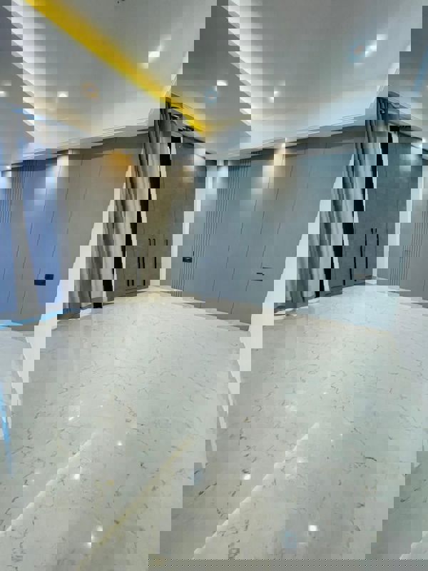 4 BHK + Pooja Room,Servant Room,Study Room Apartment For Sale in BPTP Floors