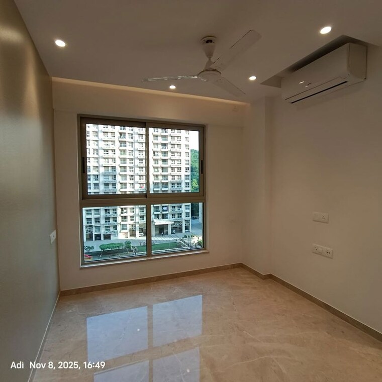 Room, hiranandani-highland 1 Bedroom 550 Sq.Ft. Apartment In Powai Mumbai 9782837