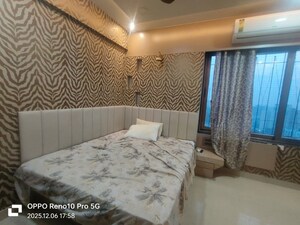 Bedroom in 2 BHK Apartment at Lake Florence, Powai – for Rent