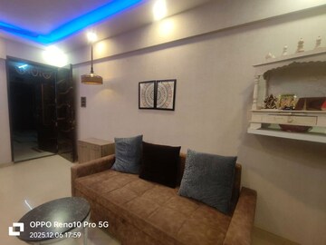 2 BHK Apartment For Rent in Lake Florence, Powai