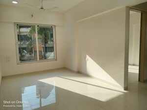 Room in 2 BHK Apartment at Parekh Celeste, Goregaon West – for Rent