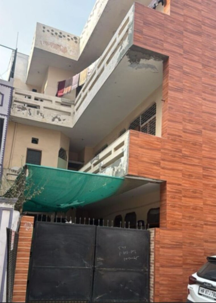 Exterior View, ashoka-enclave-faridabad 6+ Bedroom 186 Sq.Yd. Independent House In Sector 34 Faridabad 9702048