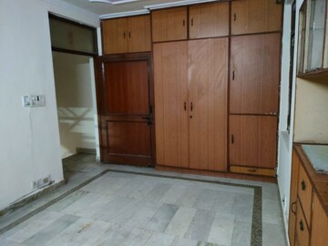 Bedroom in 4 BHK Independent House at Sector 23 – for Rent