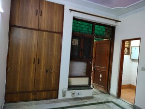 Room in 4 BHK Independent House at Sector 23 – for Rent