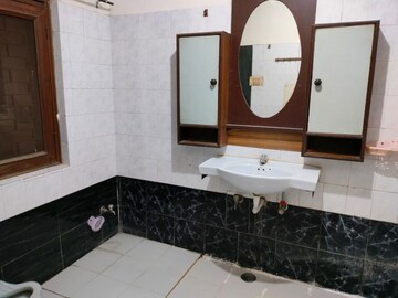 Bathroom in 4 BHK Independent House at Sector 23 – for Rent
