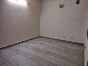 Room in 4 BHK Independent House at Sector 23 – for Rent