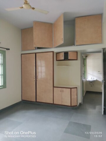 Bedroom in 2 BHK Independent House at Hrbr Layout – for Rent