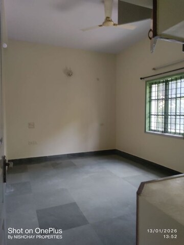 Bedroom in 2 BHK Independent House at Hrbr Layout – for Rent