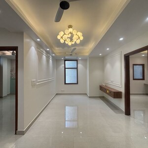 Room in 3 BHK Builder Floor at Malviya Nagar – for Sale