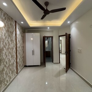 Room in 3 BHK Builder Floor at Malviya Nagar – for Sale