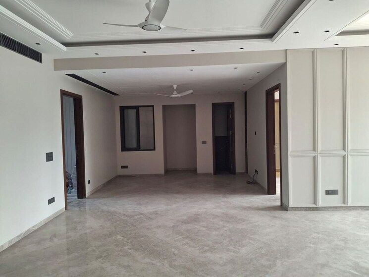 Room, green park 4 Bedroom 2559 Sq.Ft. Builder Floor In Green Park Delhi 9783003