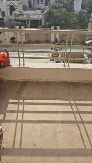 Balcony in 3 BHK Apartment at Tarang Orchid, Sector 28 – for Rent