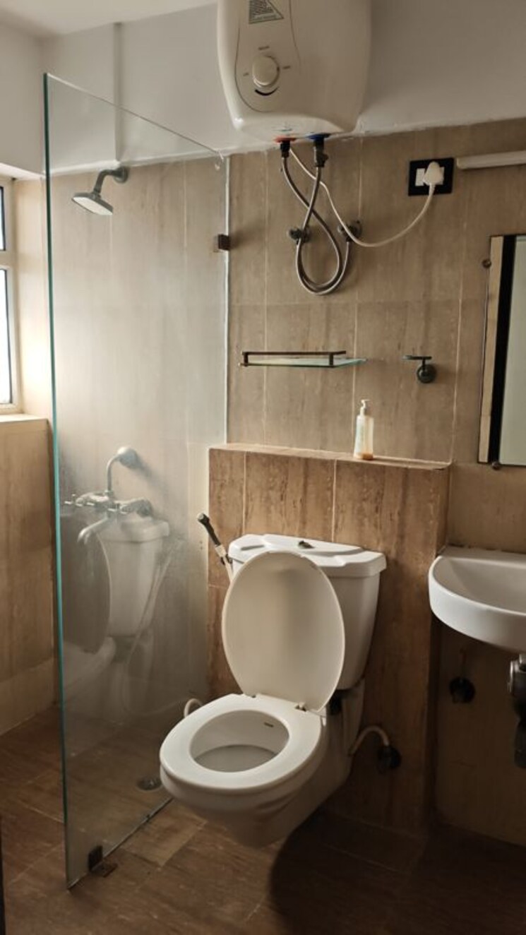 Bathroom, tarang-orchid 3 Bedroom 1950 Sq.Ft. Apartment In Sector 28 Faridabad 9783181