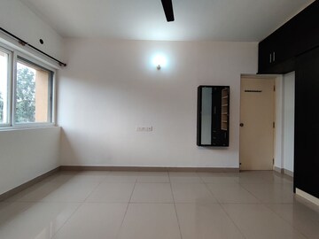 Room in  Apartment at Mantri Webcity, Hennur – for Rent