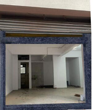  Shop For Rent in Chembur