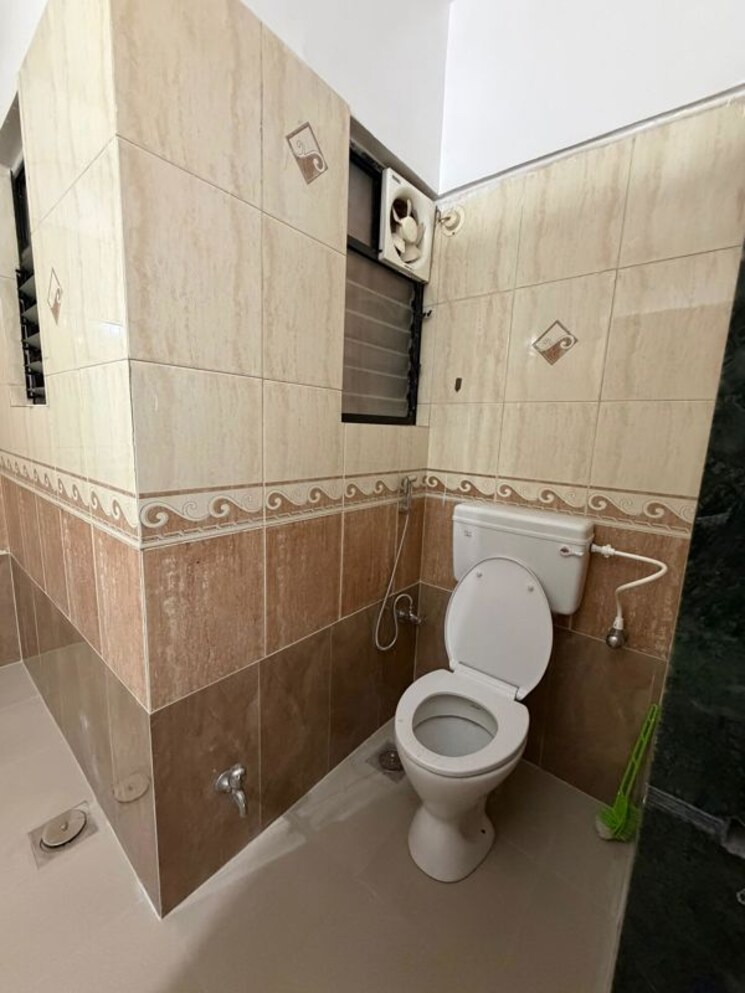 Bathroom, shivalaya-society 2 Bedroom 950 Sq.Ft. Apartment In Pashan Pune 9783333