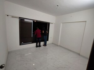 Room in 2 BHK Apartment at Sahajanand Arista, Goregaon West – for Rent