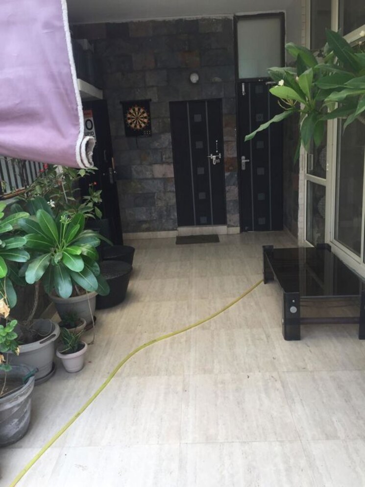 Living Room, sector 17 dwarka 1 RK 800 Sq.Ft. Apartment In Sector 17 Dwarka Delhi 9783546