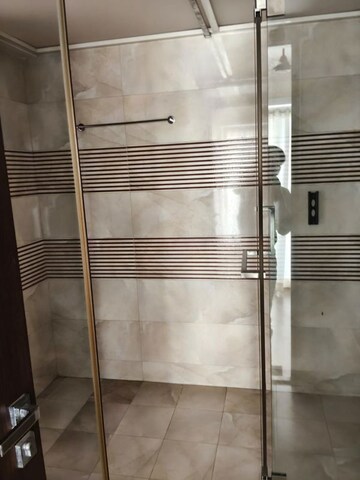 Bathroom in 4 BHK Apartment at Raj Grandeur, Powai – for Rent