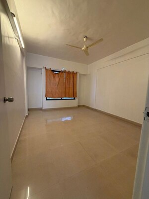 Room in 3 BHK Apartment at Aastha CHS Wakad, Wakad – for Rent