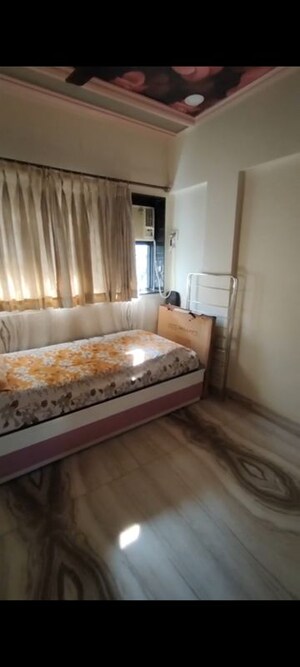 Bedroom in 2 BHK Apartment at Adinath Building, Masjid Bunder – for Sale